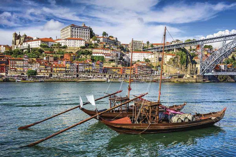 Vuelos Madrid Oporto | easyDest.com