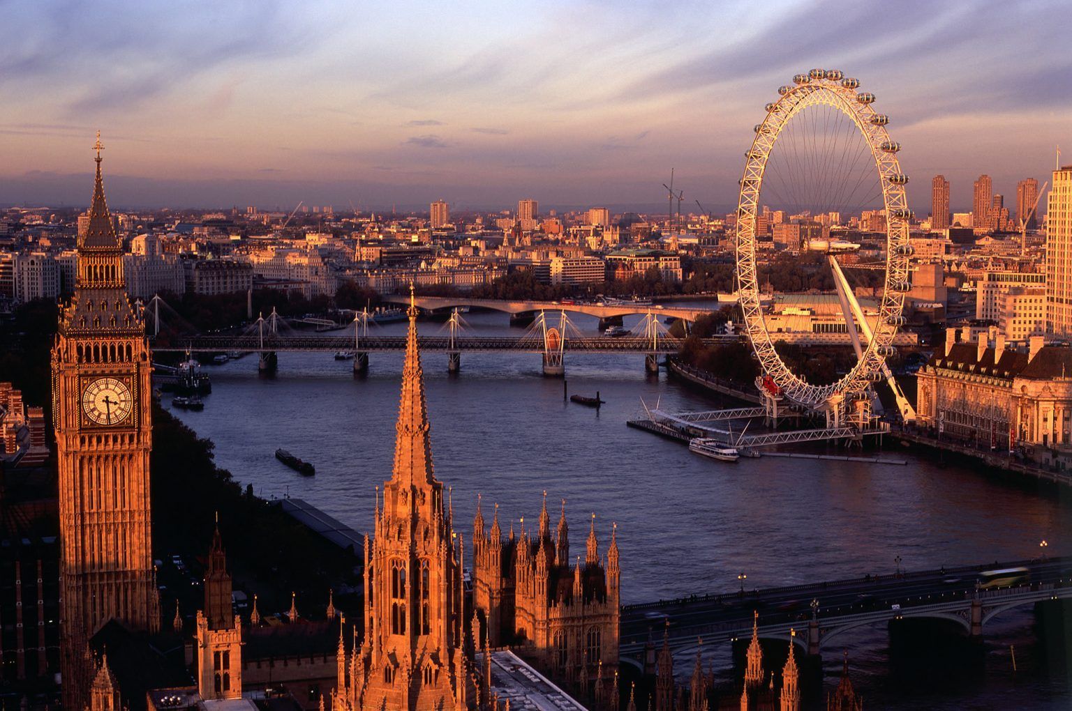 Vuelos Barcelona Londres | easyDest.com