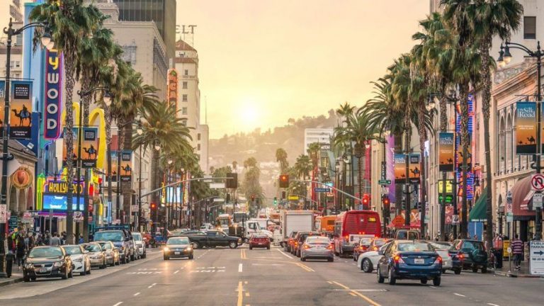 vuelos Barcelona Los Angeles | easyDest.com