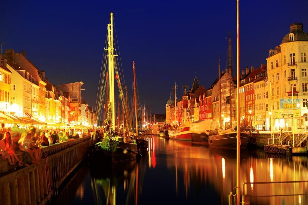 Vuelos Sevilla Copenhague | easyDest.com