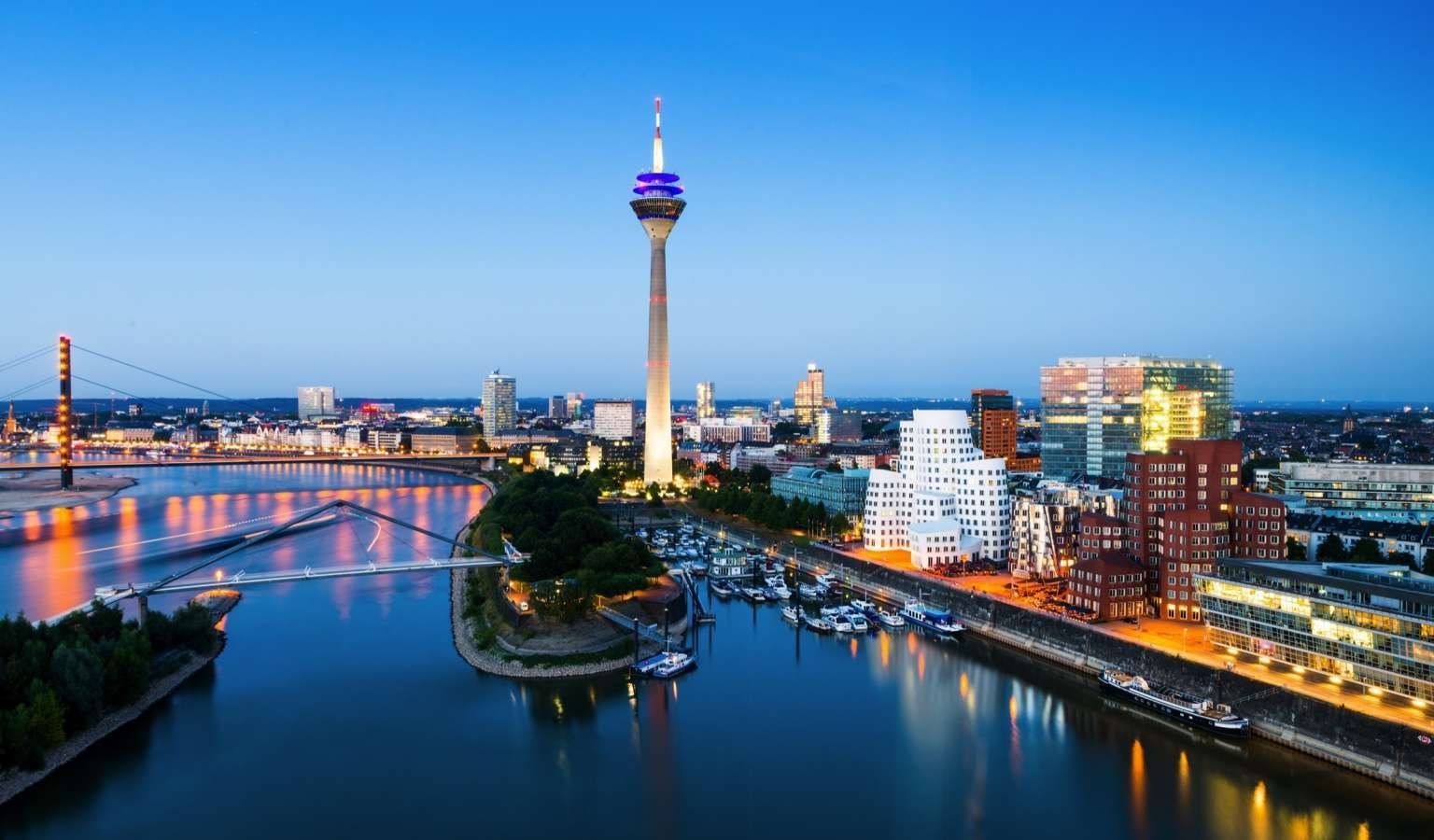 Vuelos Malaga Dusseldorf | easyDest.com