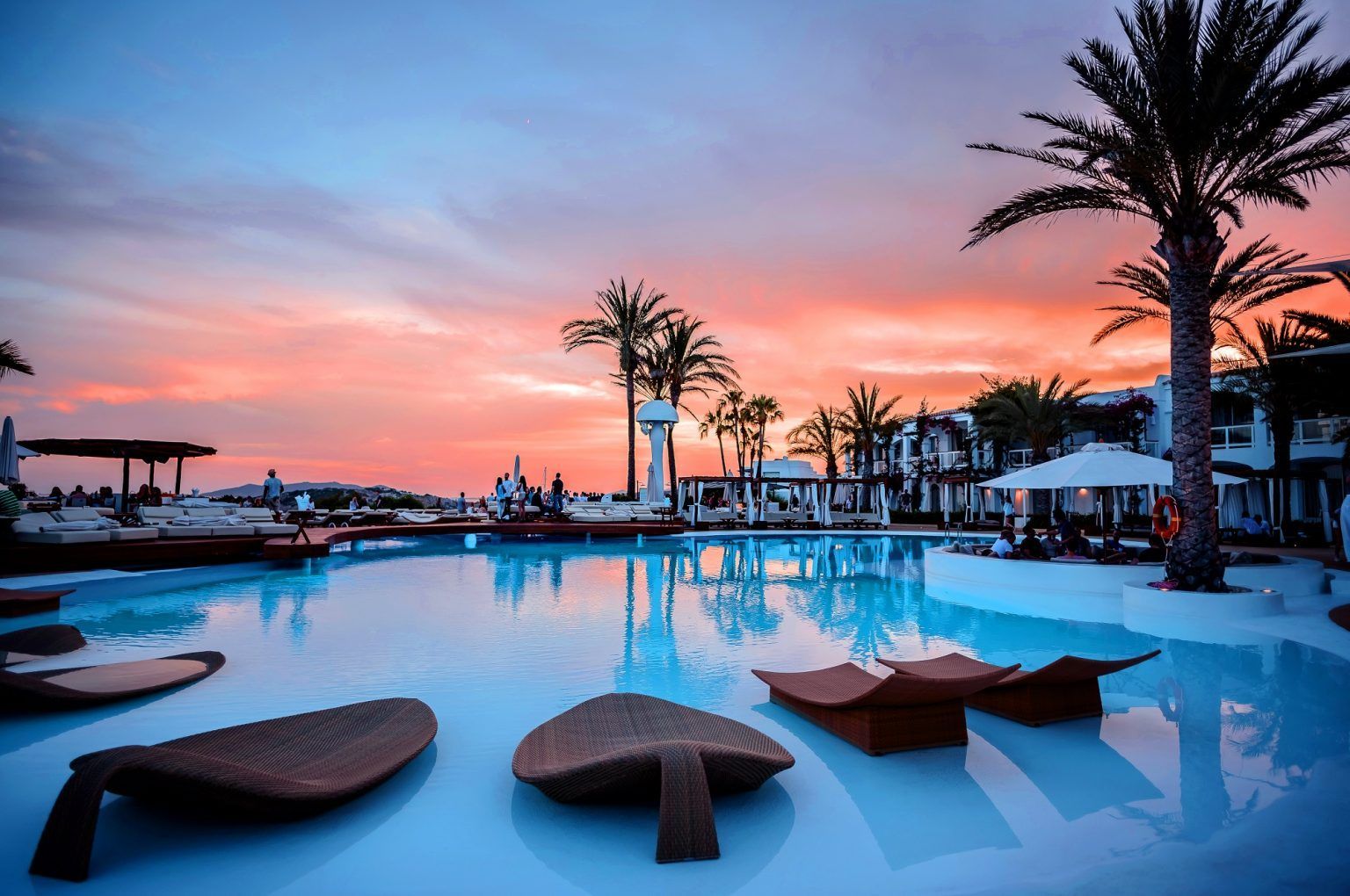 Vuelos Malaga Ibiza | easyDest.com