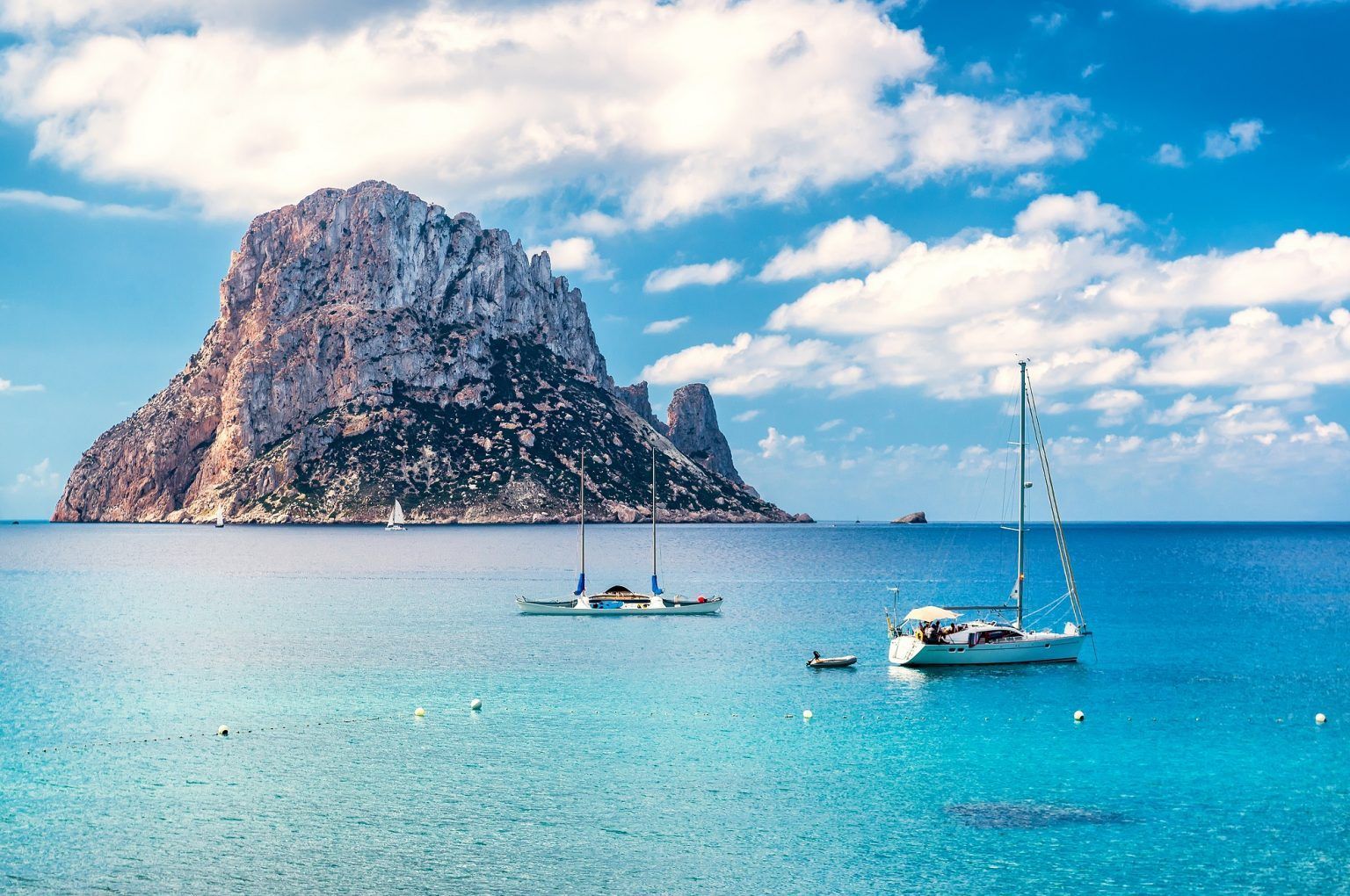 Vuelos Madrid Ibiza | easyDest.com