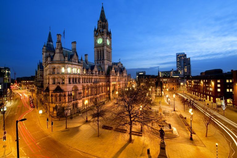 Vuelos Valencia Manchester | easyDest.com