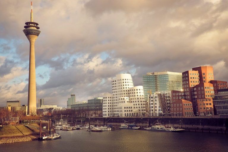 Vuelos Tenerife Düsseldorf | easyDest.com
