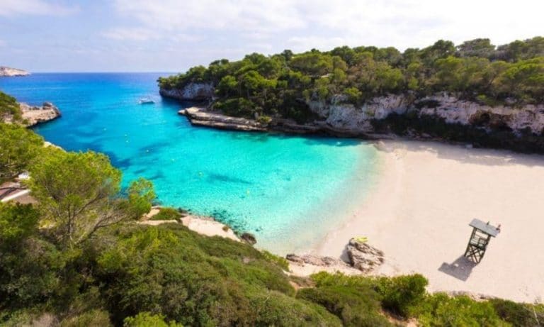 Vuelos Barcelona Mallorca | easyDest.com