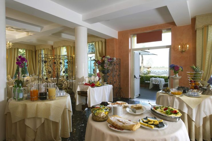 Viktoria Palace Hotel - Hotel