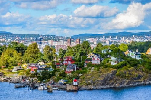 vuelos barcelona oslo