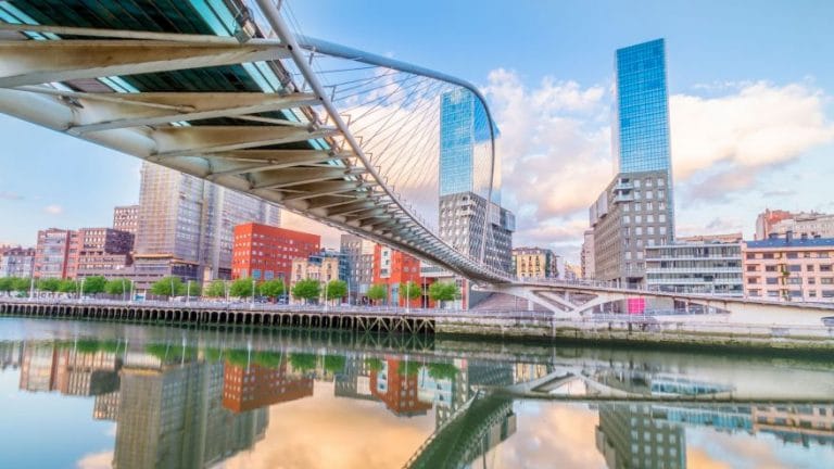 vuelos málaga bilbao